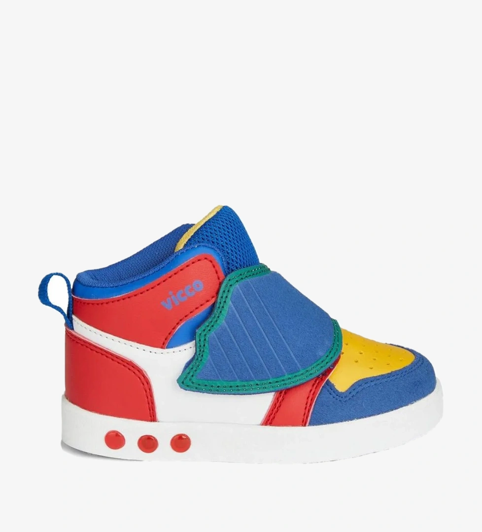 Vicco Ufo Işıklı Ortopedik Çocuk Boğazlı Spor Ayakkabı model görseli