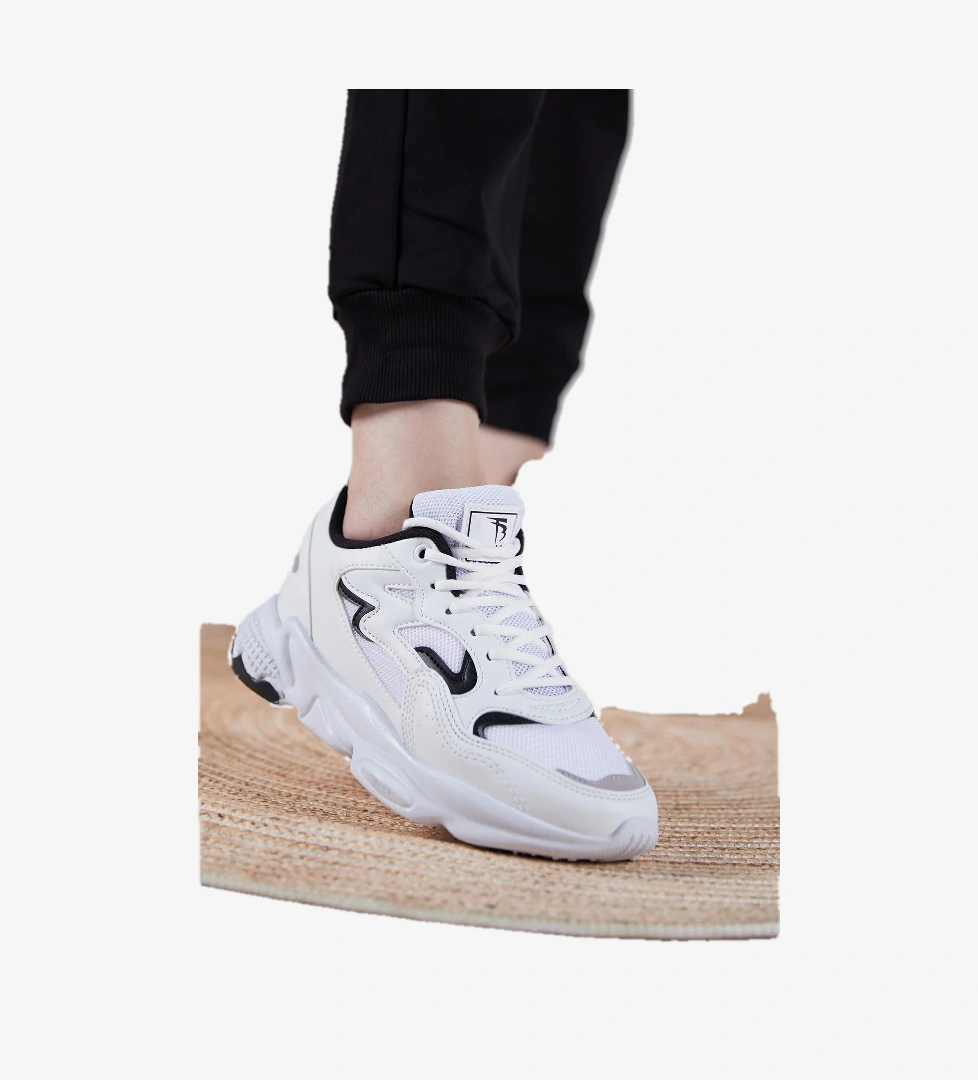 Unisex Beyaz Siyah Rahat Kalıp Yüksek Taban Bağcıklı Spor Ayakkabı