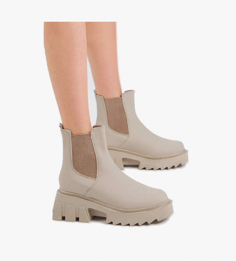 Kadın Krem Cilt Lastikli Rahat Kalıp Bot