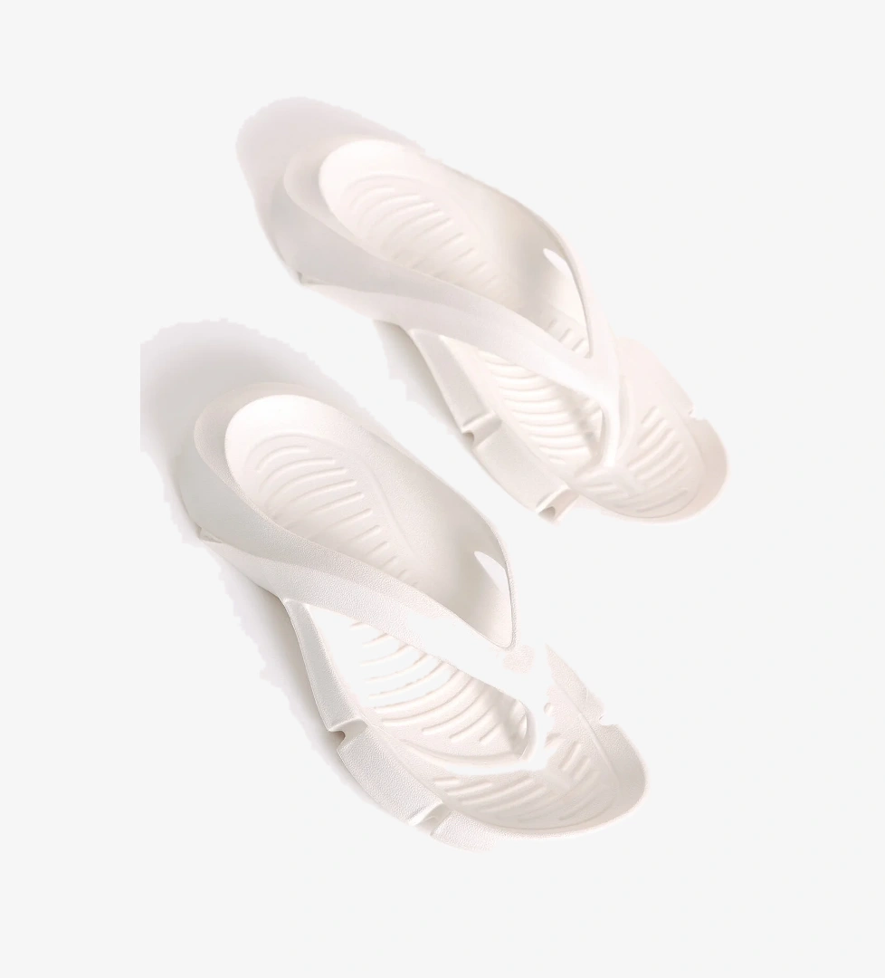 Tonny Black Tonny Black Kadın Beyaz Kalın Tabanlı Parmak Arası Eva Terlik Flo'da! Beyaz - 1. görsel