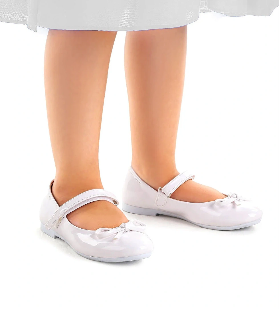 Barbe Fiyonklu Cırtlı Kız Çocuk Babet Ayakkabı Beyaz - Görsel 1