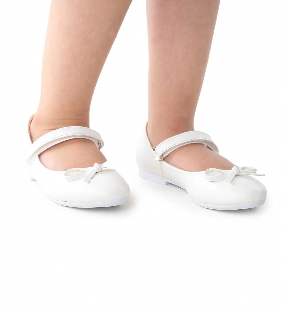 Barbe Fiyonklu Cırtlı Kız Çocuk Babet Ayakkabı Beyaz