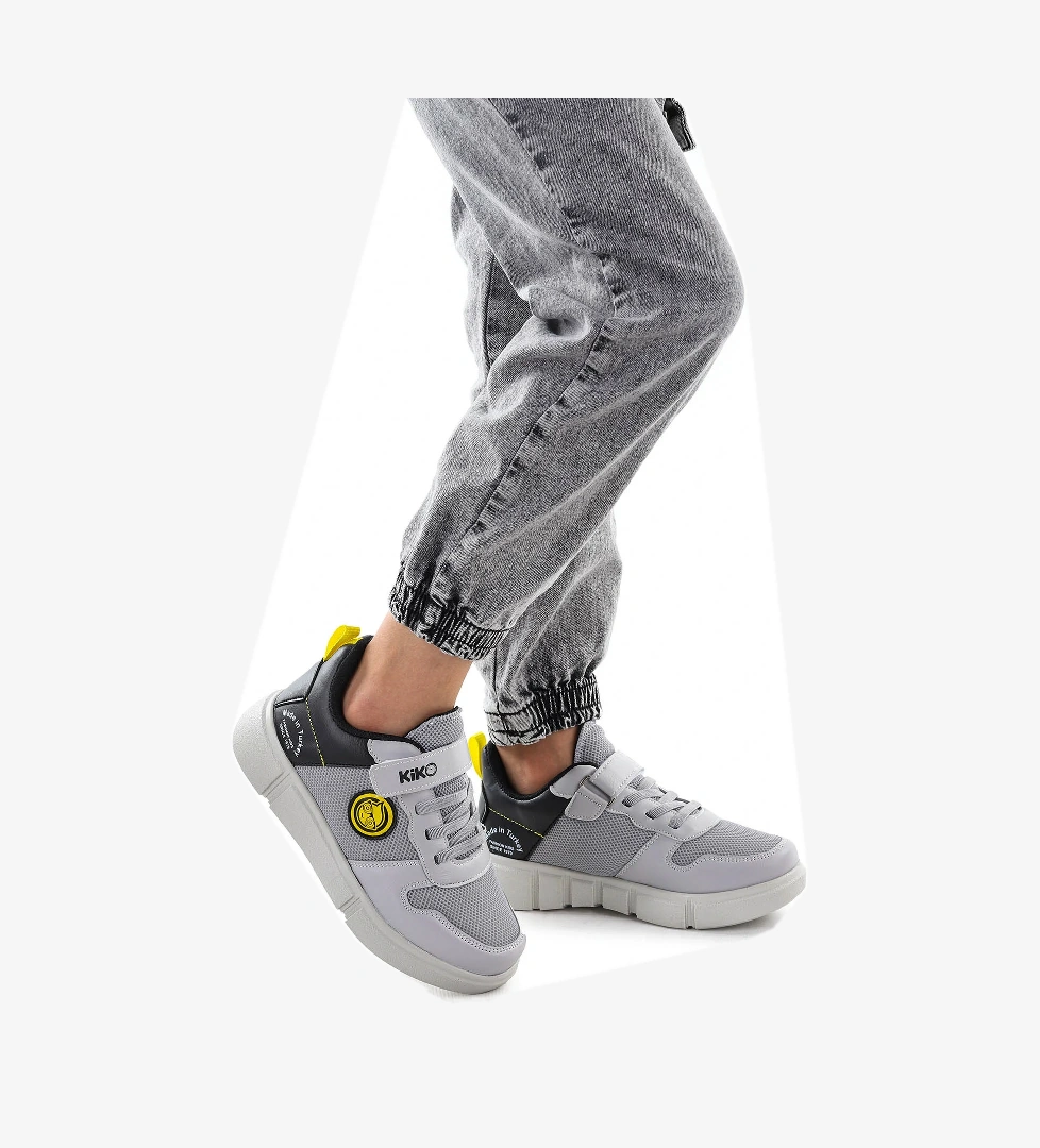 Cırtlı Fileli Erkek Çocuk Spor Ayakkabı 3011 Buz - Siyah