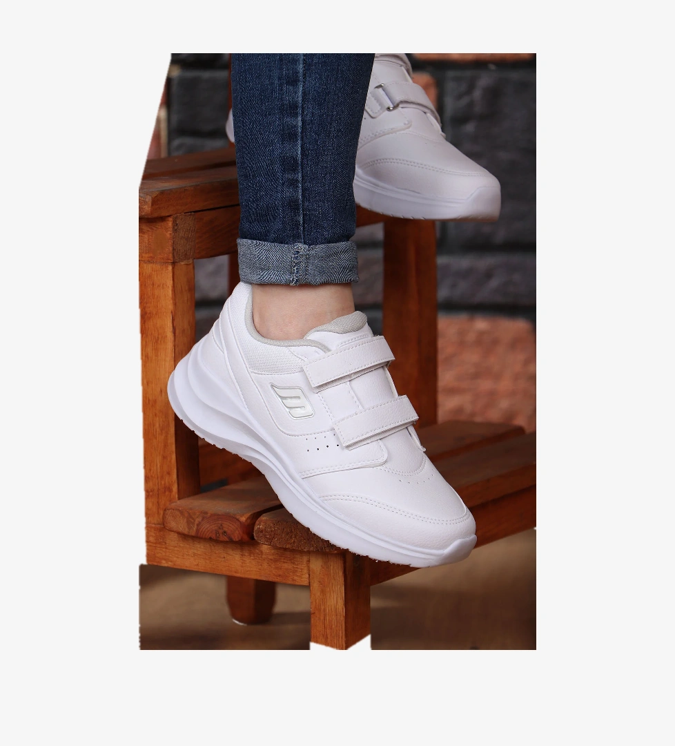 . 242-1307 Comfort Taban Cırtlı Cilt Kadın Sneaker - Görsel 1