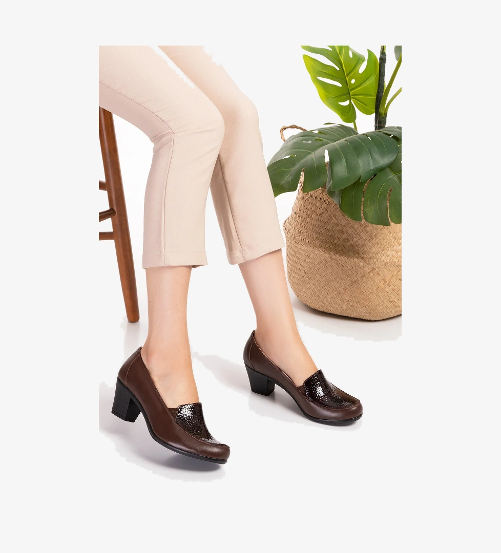 Gondol Hakiki Deri Rahat Klasik Topuklu Ayakkabı vdt.206