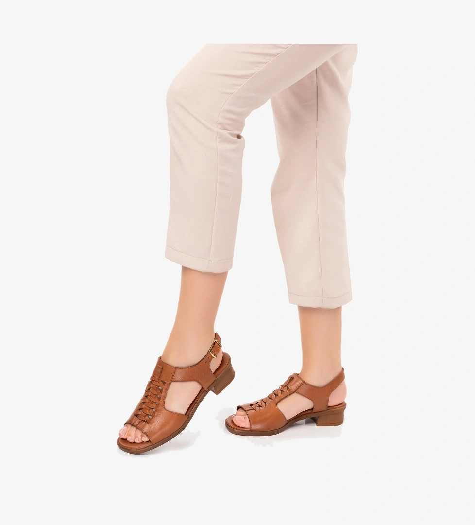 Gondol Kundura Gondol Hakiki Deri Örgü Topuklu Sandalet İz.6026 model görseli