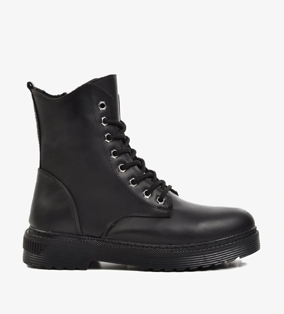 525316 Siyah İçi Kürklü Kadın Bot - Görsel 1