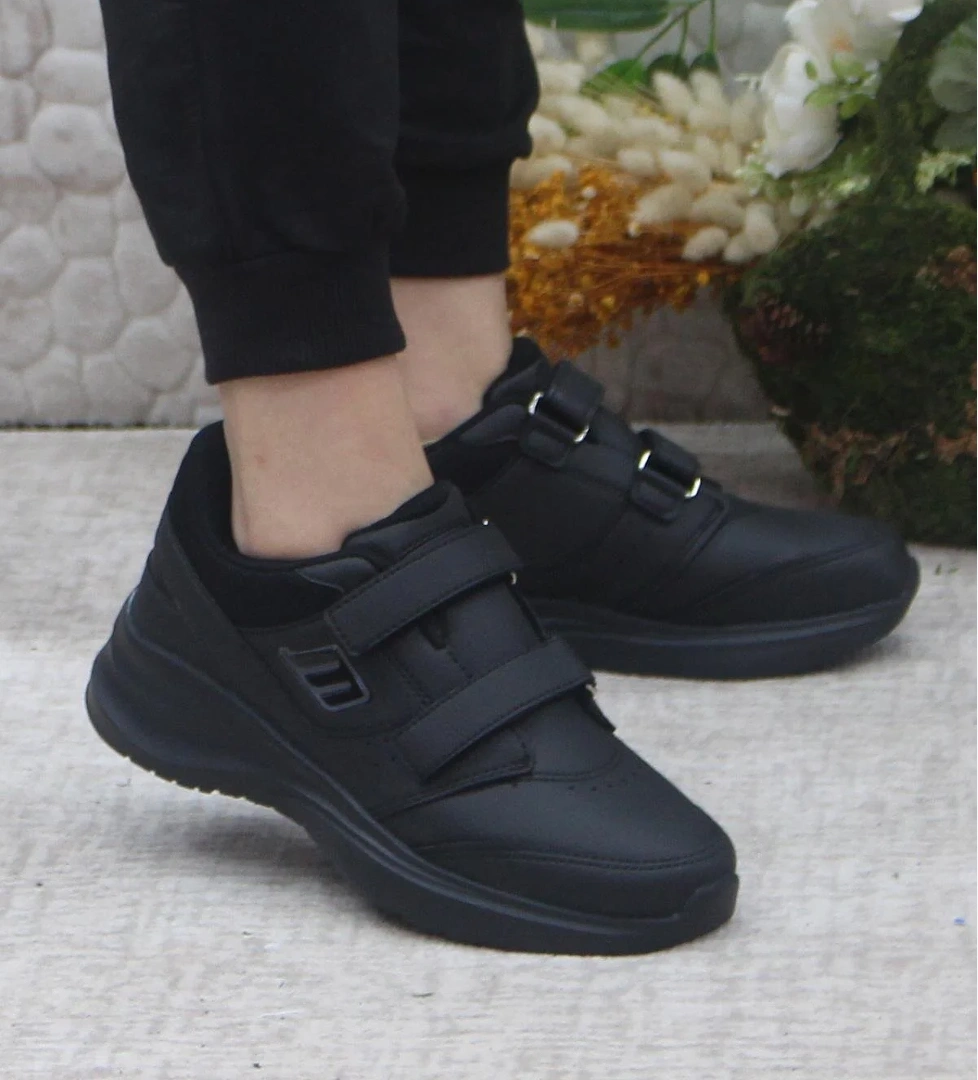 M.p 232 1307 Anaatomik Orjinal Ürün Hafif Rahat Çırtlı Spor Ayakkabı model görseli