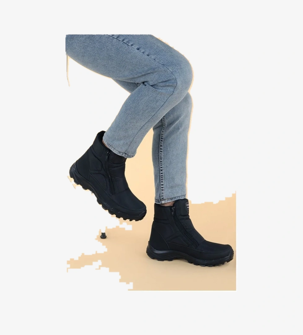 Scooter M1241Ts Su Geçirmez Siyah Erkek Outdoor Bot model görseli