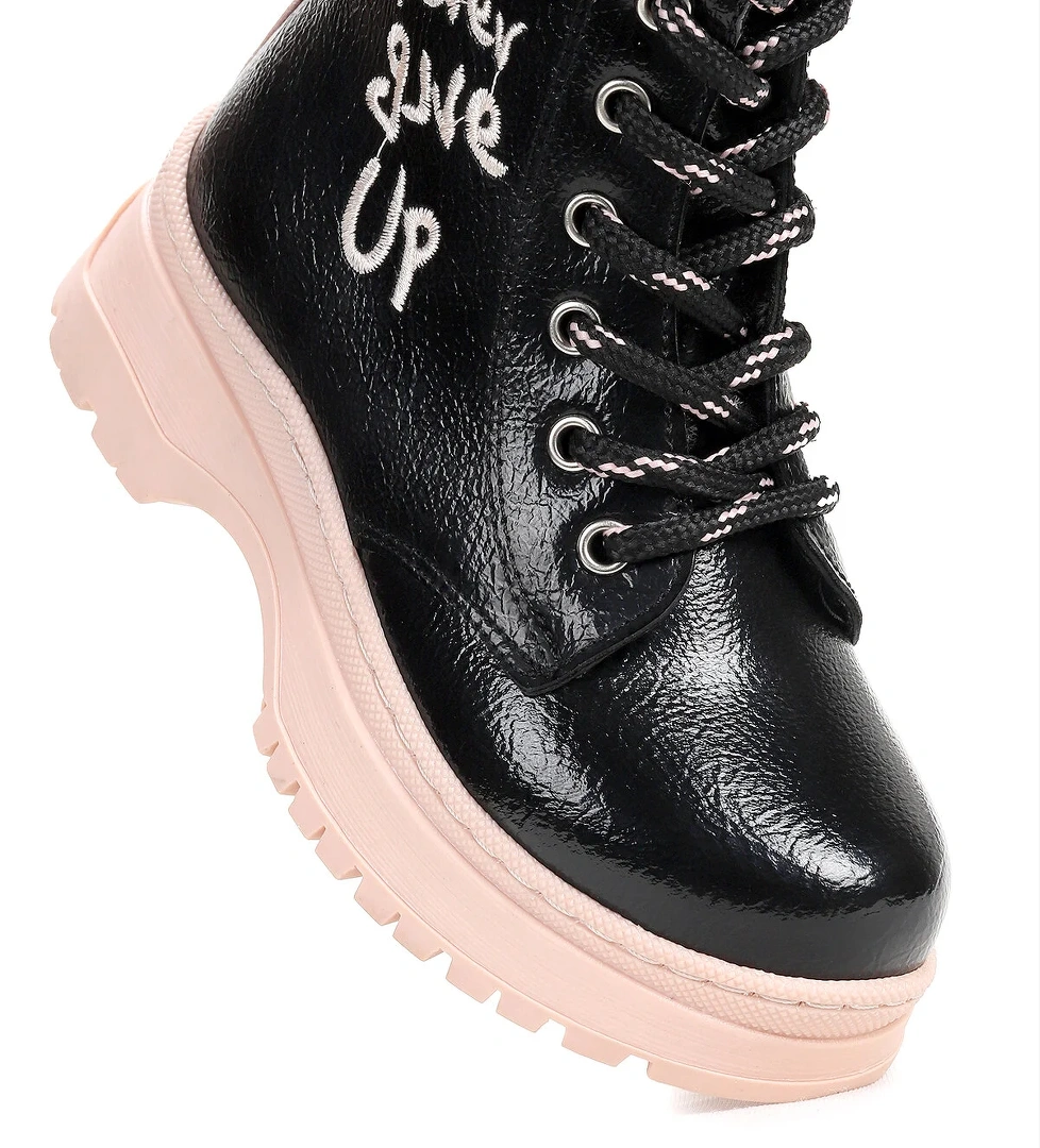 Never Çatlak Termo Taban Kız Çocuk Bot Siyah - Pudra