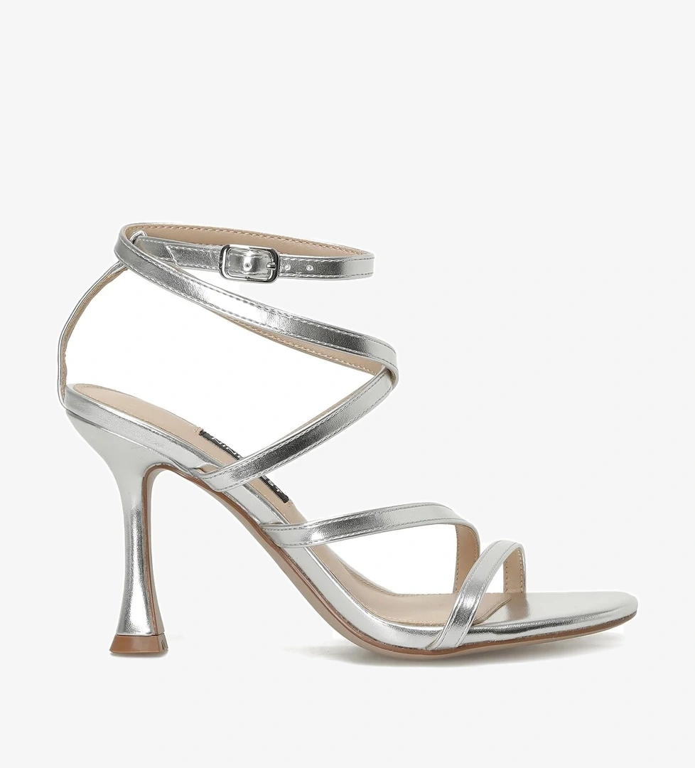 Nine West ARNELO 3FX Gümüş Kadın Topuklu Sandalet model görseli
