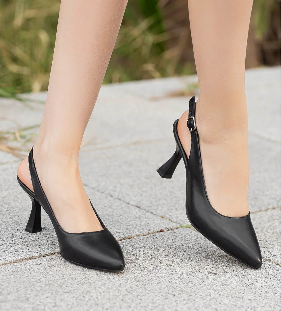 D175 Garantili Kadın Klasik Topuklu Ayakkabı_Siyah