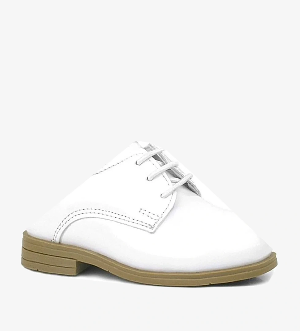 Rakerplus Beyaz Rugan Bağcıklı Oxford Çocuk Klasik Ayakkabısı model görseli