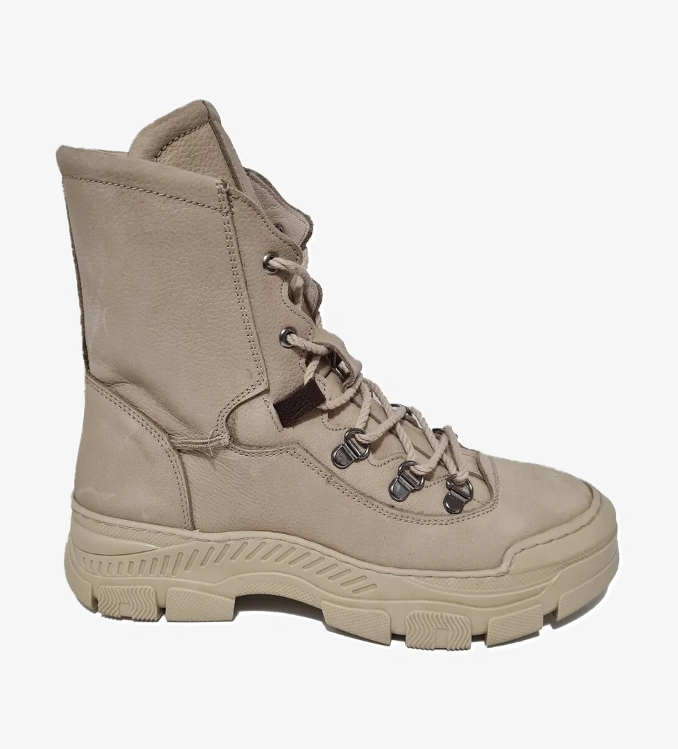 Voyager Bağcıklı Fermuarlı Hakiki Deri Rahat Kaymaz Taban Uzun Bot 8974 model görseli