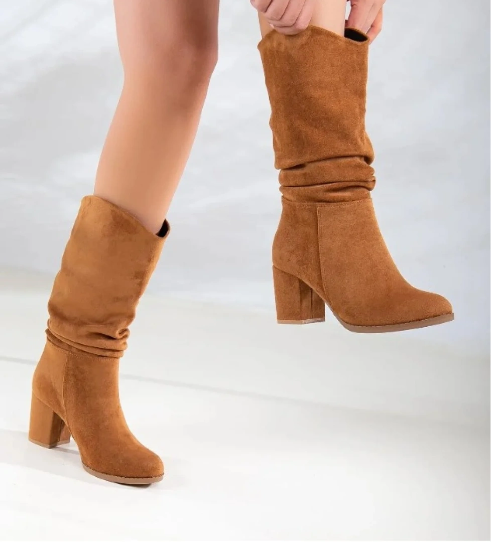 Suni Deri Büzgülü Kadın Çizme