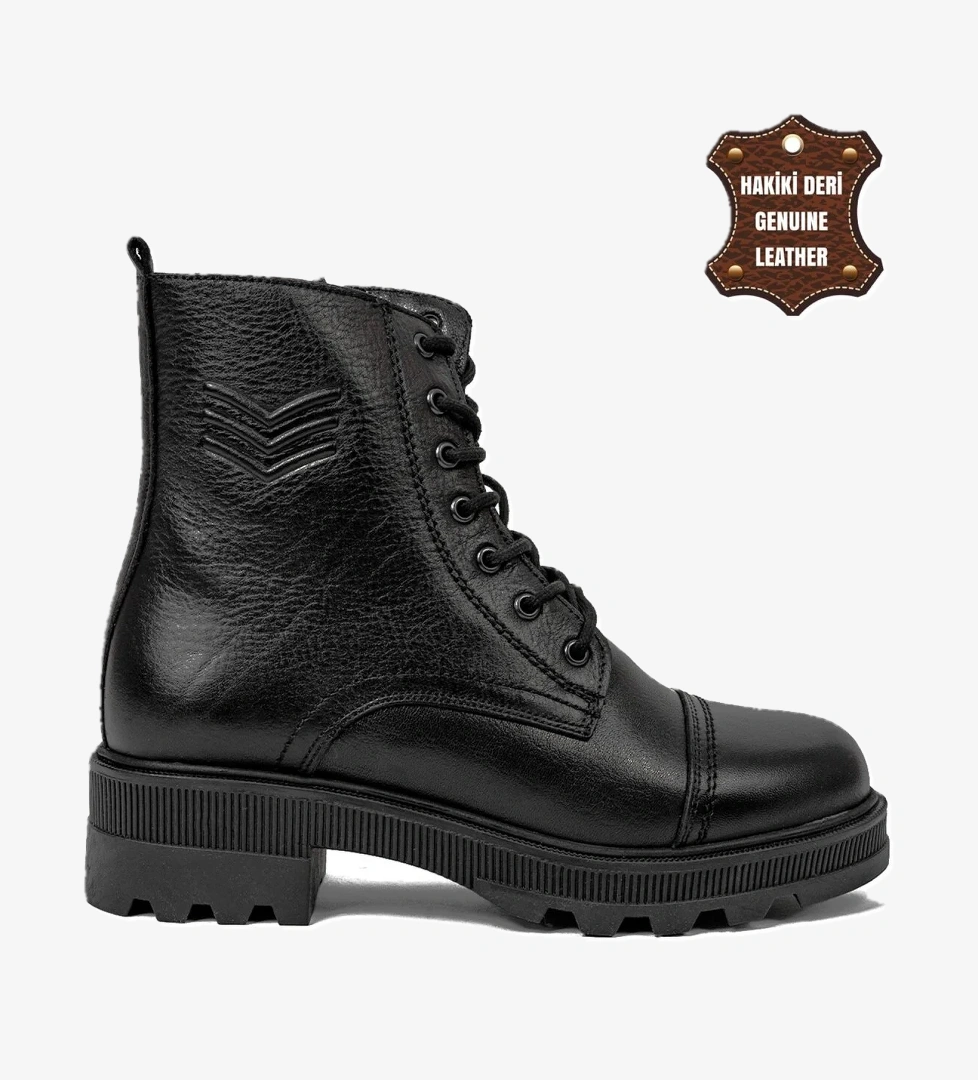 Voyager 8892 Kadın Hakiki Deri Topuklu Bot Siyah model görseli