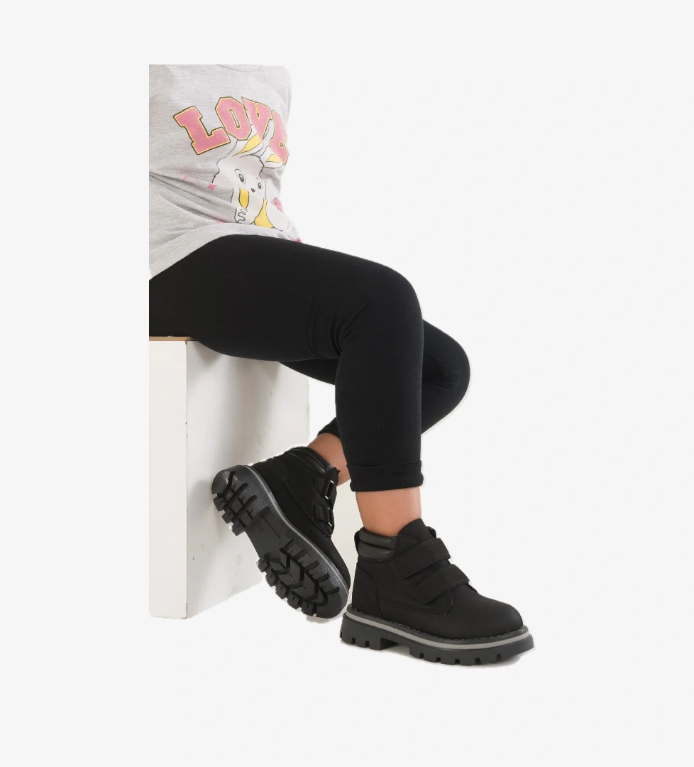 4532 Siyah Çırtlı Termo Taban Kışlık Erkek Çocuk Botu - Görsel 1