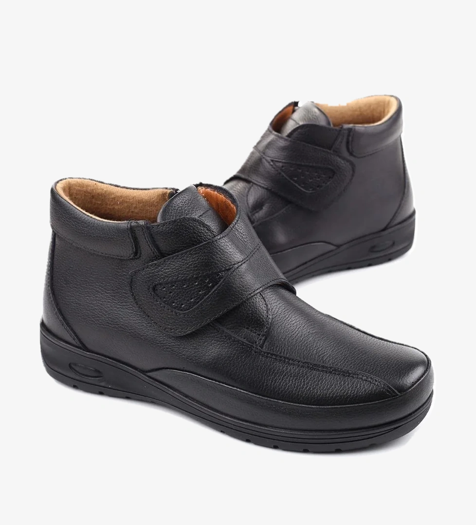 Dericibey 221 Hakiki Deri Ortopedik Taban Cırtlı Anne Bot model görseli