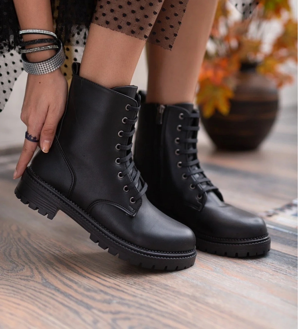 2076 Tüm Yüz Postal Kadın Bot