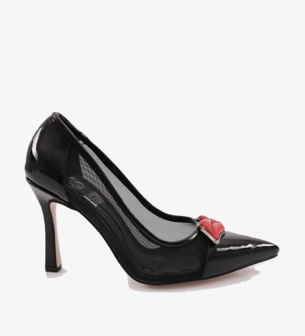 Dgn 7703 Kadin Sivri Burun Parmak Dekolteli Dudak Toka Detayli Yan Fileli Topuklu Ayakkabi model görseli