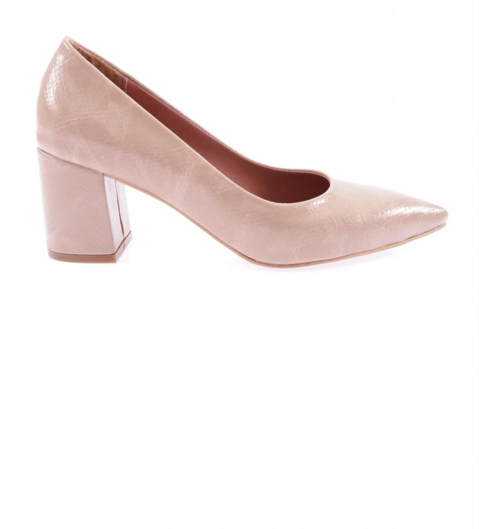 Dgn 381-23Y Kadin Sivri Burun Parmak Dekolteli Ayakkabi model görseli