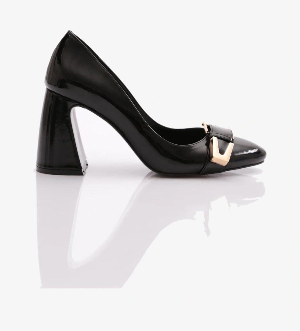 8077 Kadin Topuklu Ayakkabi