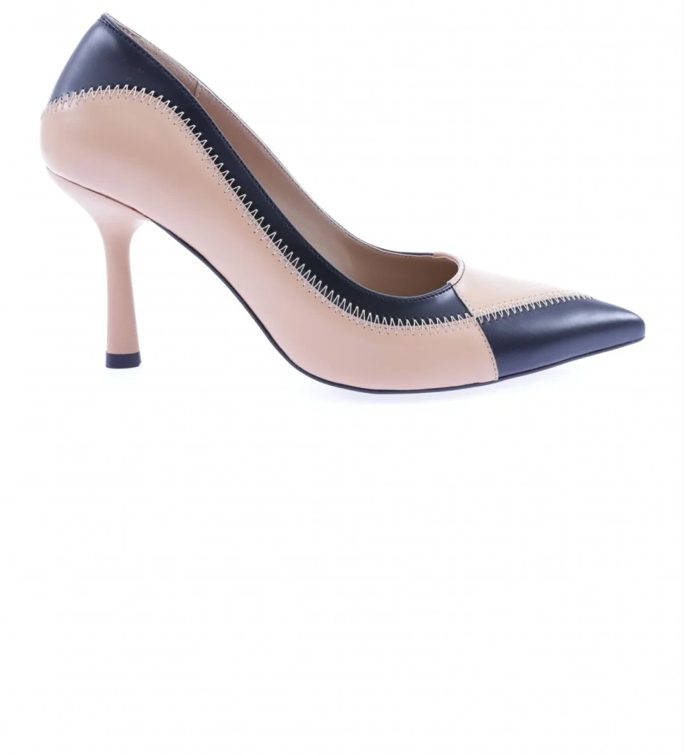 Dgn 7054-22Y Kadin Sivri Burun Dikiş Detayli Topuklu Ayakkabi model görseli