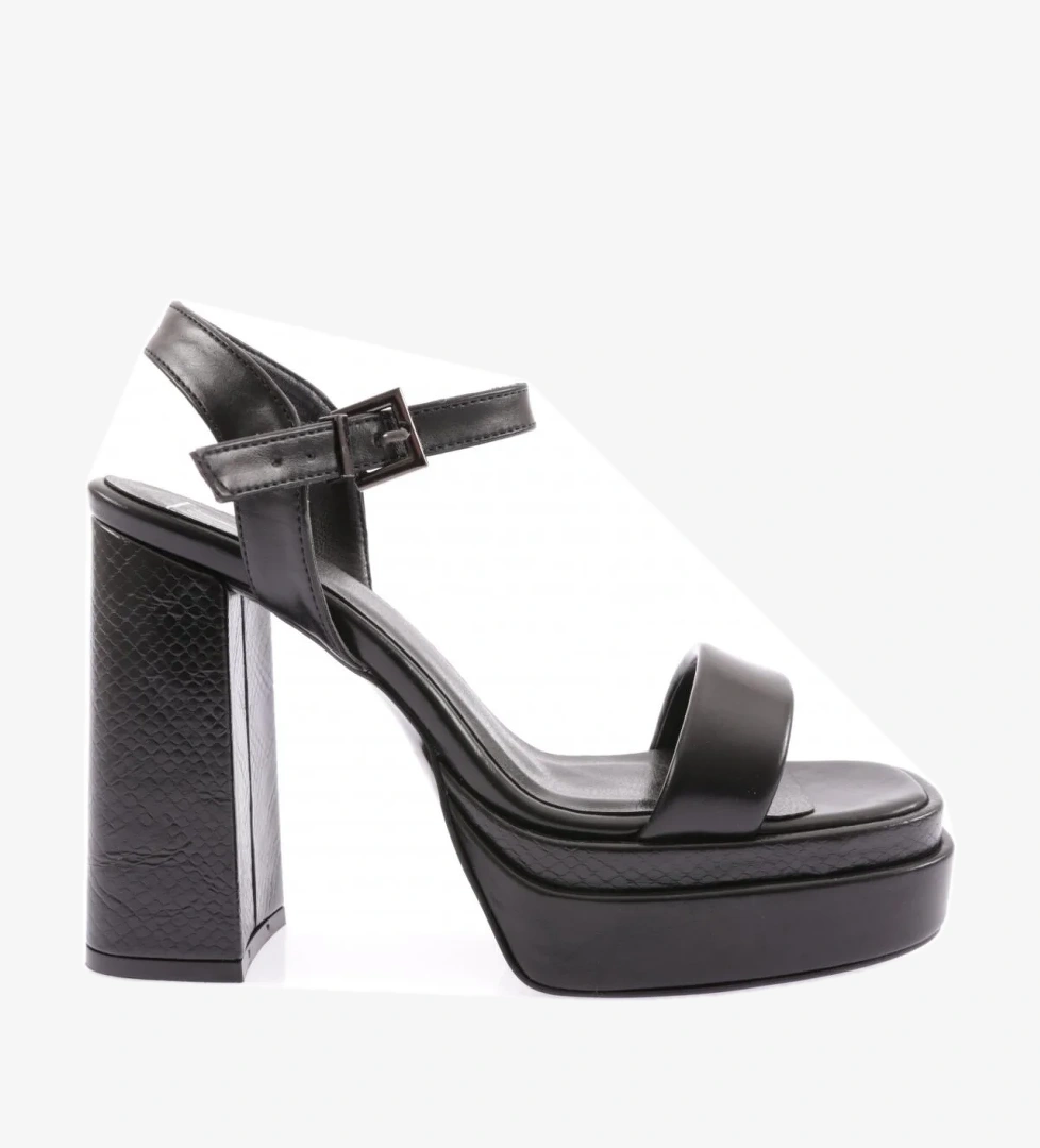 Dgn 92 Kadin Bantli Topuklu Ayakkabi model görseli