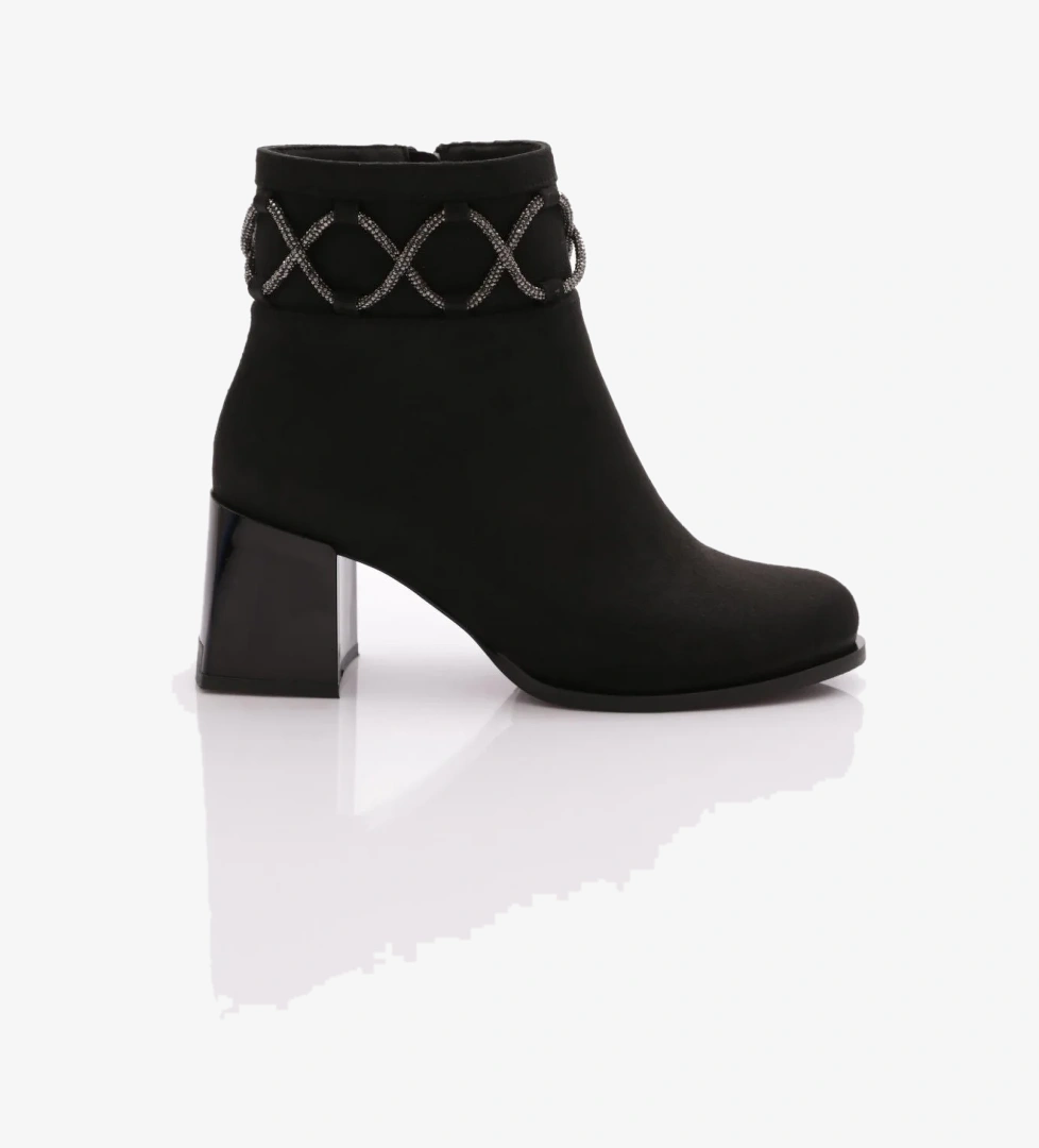 Dgn 747 Kadin Topuklu Bot model görseli