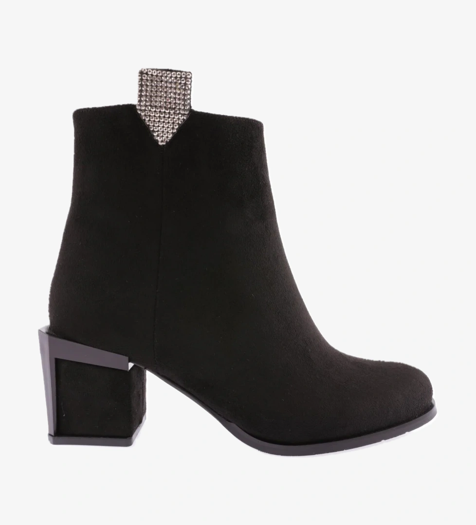 770-22K Kadin Fermuar Detayli Topuklu Bot