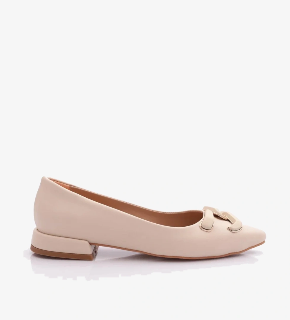 2606 Kadin Sivri Burun Metal Tokali Babet