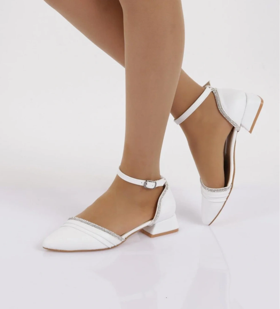 591 Kadin Bilekten Bağlama Yanlari Açik Babet