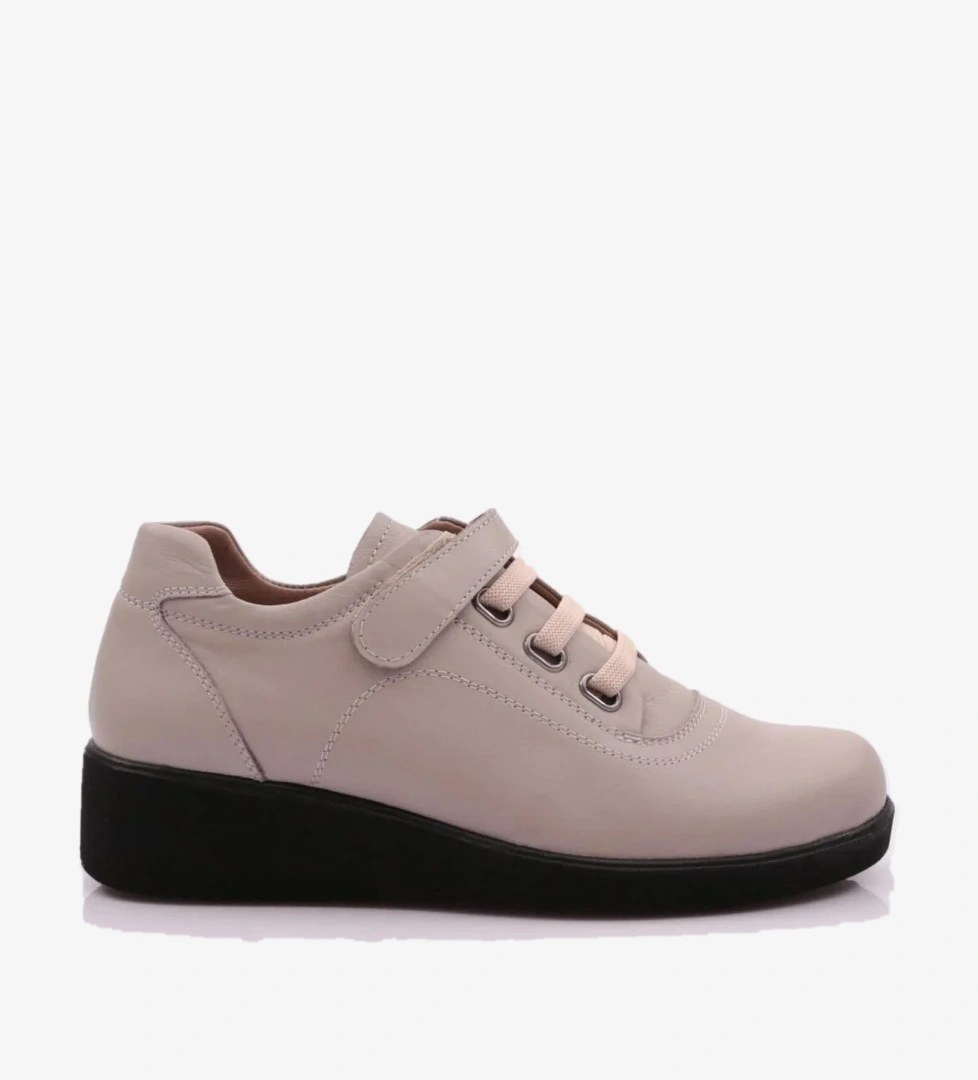 Dgn 2368 Kadin Cirtli Comfort Ayakkabi model görseli