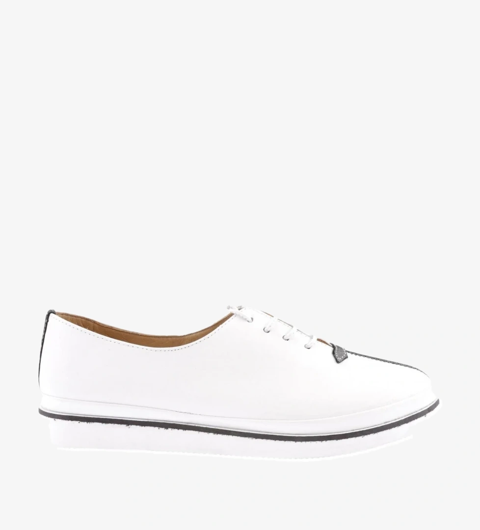 Dgn 095 Kadin Kalin Taban Bağcikli Comfort Ayakkabi model görseli