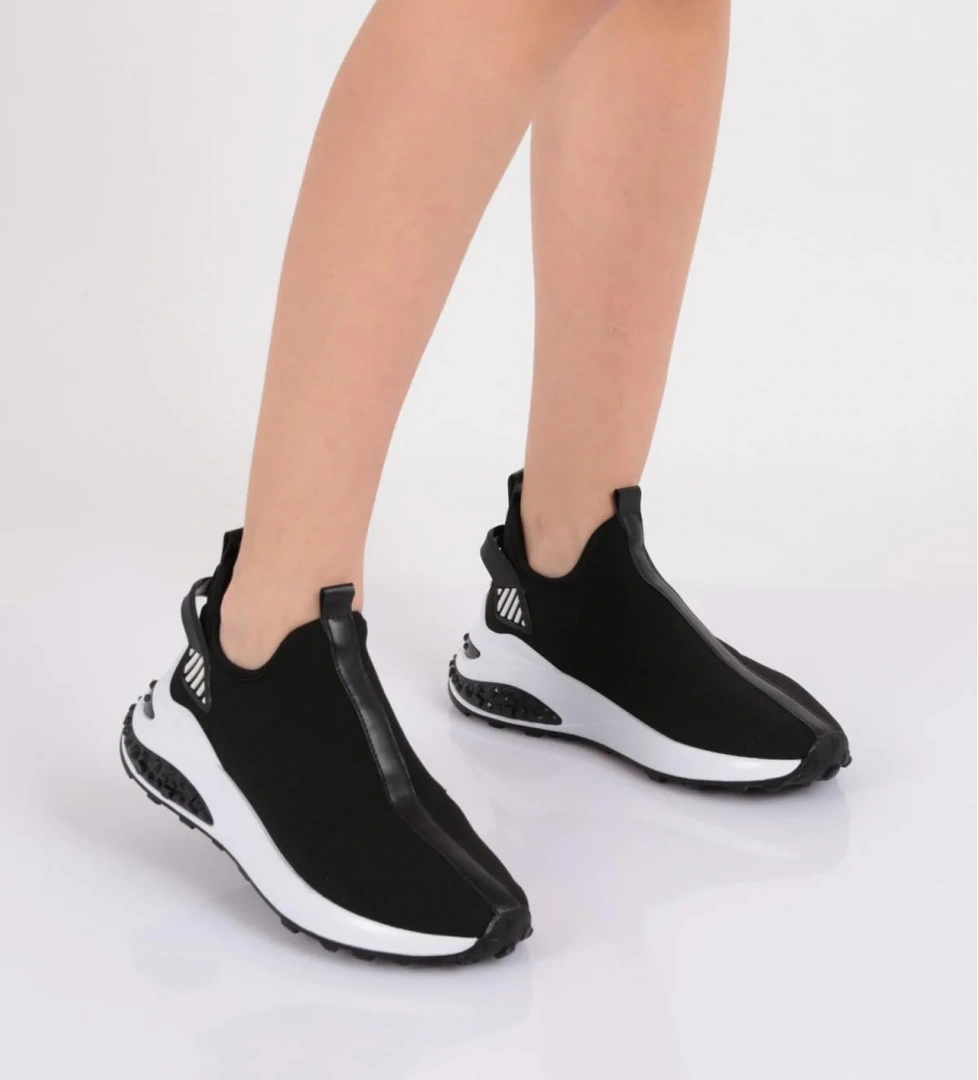 Dgn 04-5 Kadin Arkasi Lastikli Sneaker model görseli