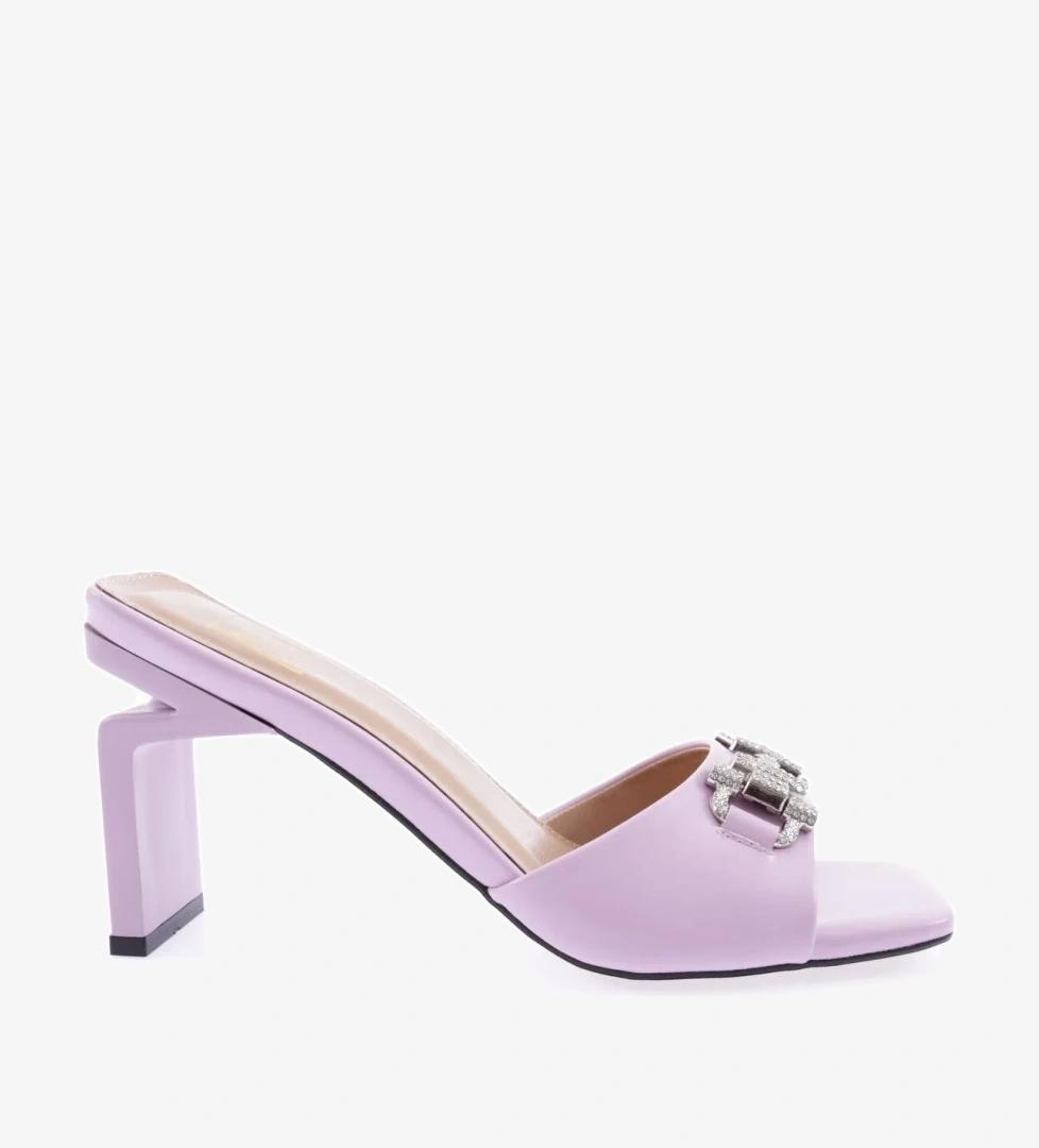 K9011 Kadin Aksesuarli Topuklu Terlik