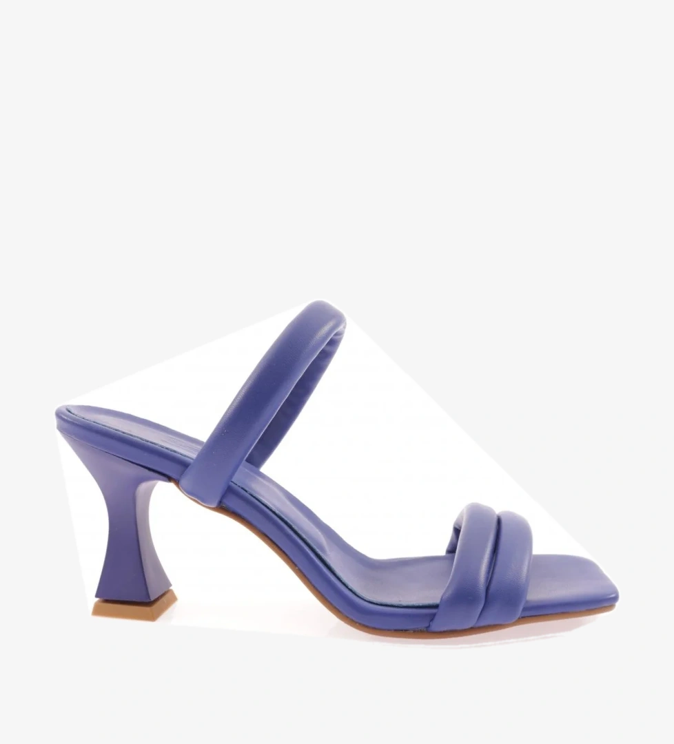 3025-23Y Kadin İki Sirali Bantli Kadeh Topuklu Terlik