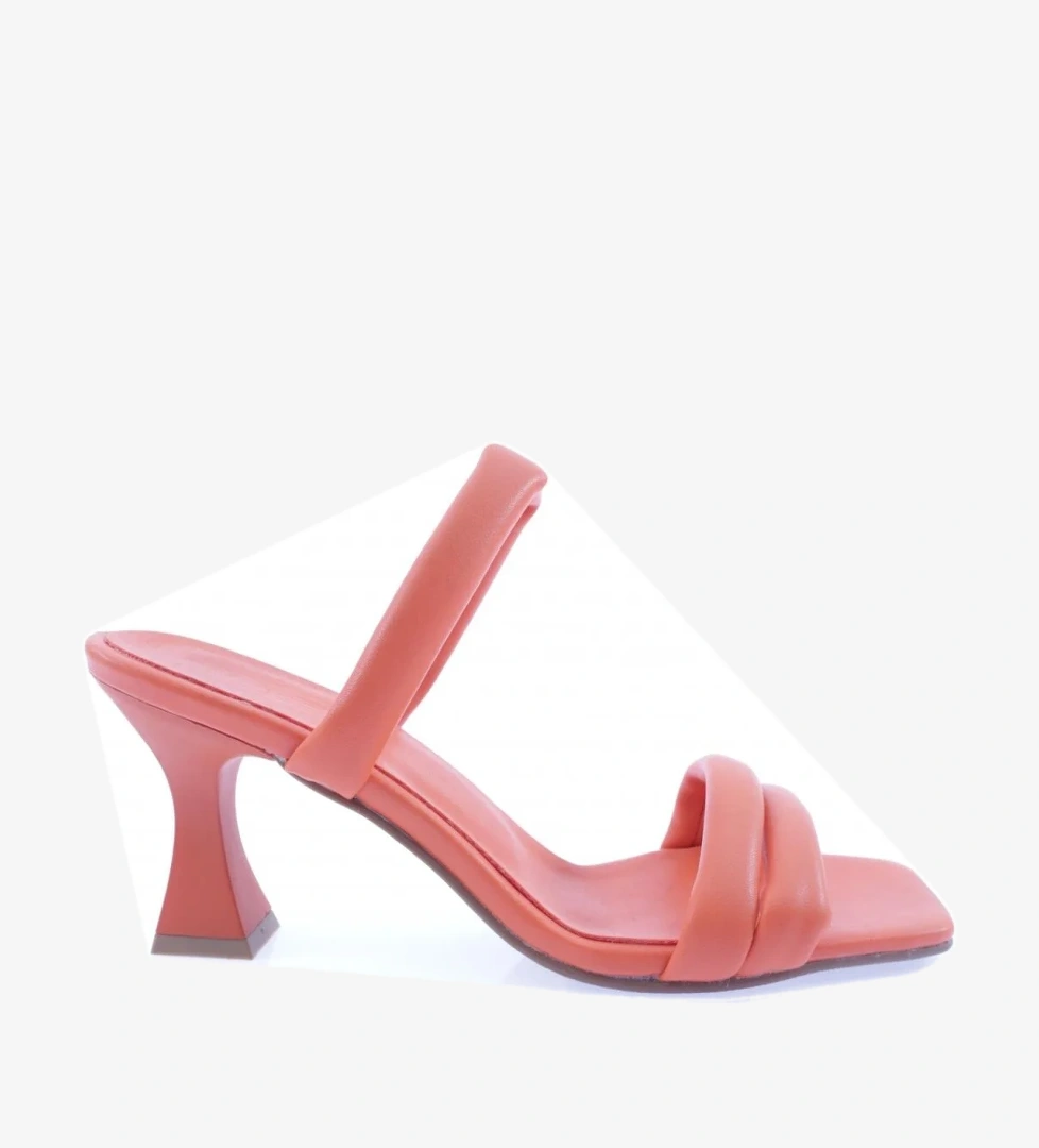 3025-23Y Kadin İki Sirali Bantli Kadeh Topuklu Terlik