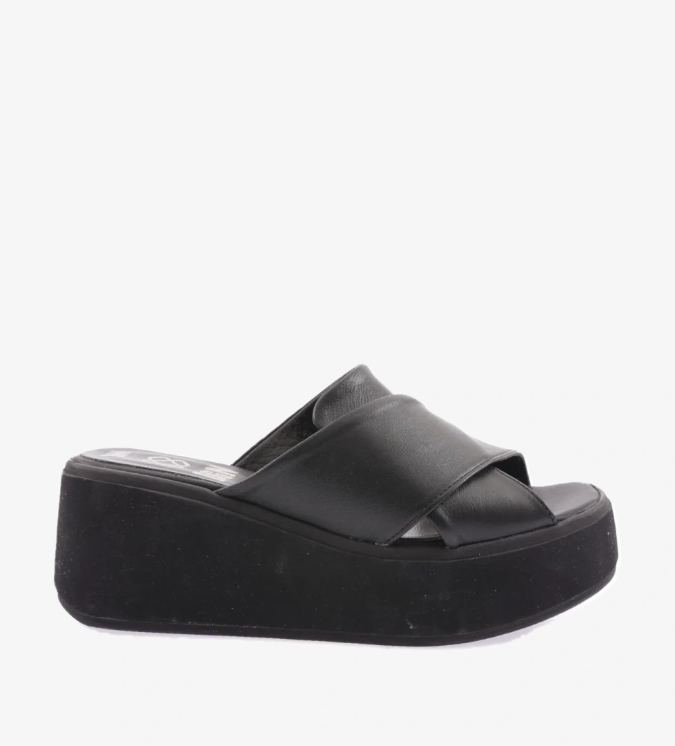 5802 Kadin Çapraz Bantli Kalin Taban Terlik