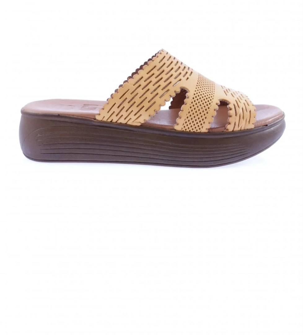 516-23Y Kadin Lazer Baskili Kalin Taban Terlik