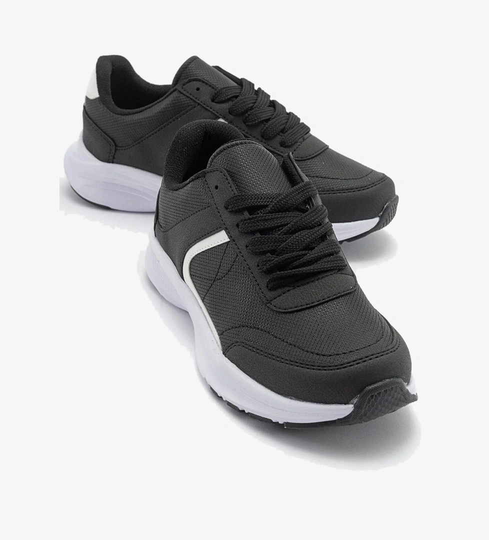 Kaydırmaz Kadın Spor Ayakkabı SİYAH - Görsel 1