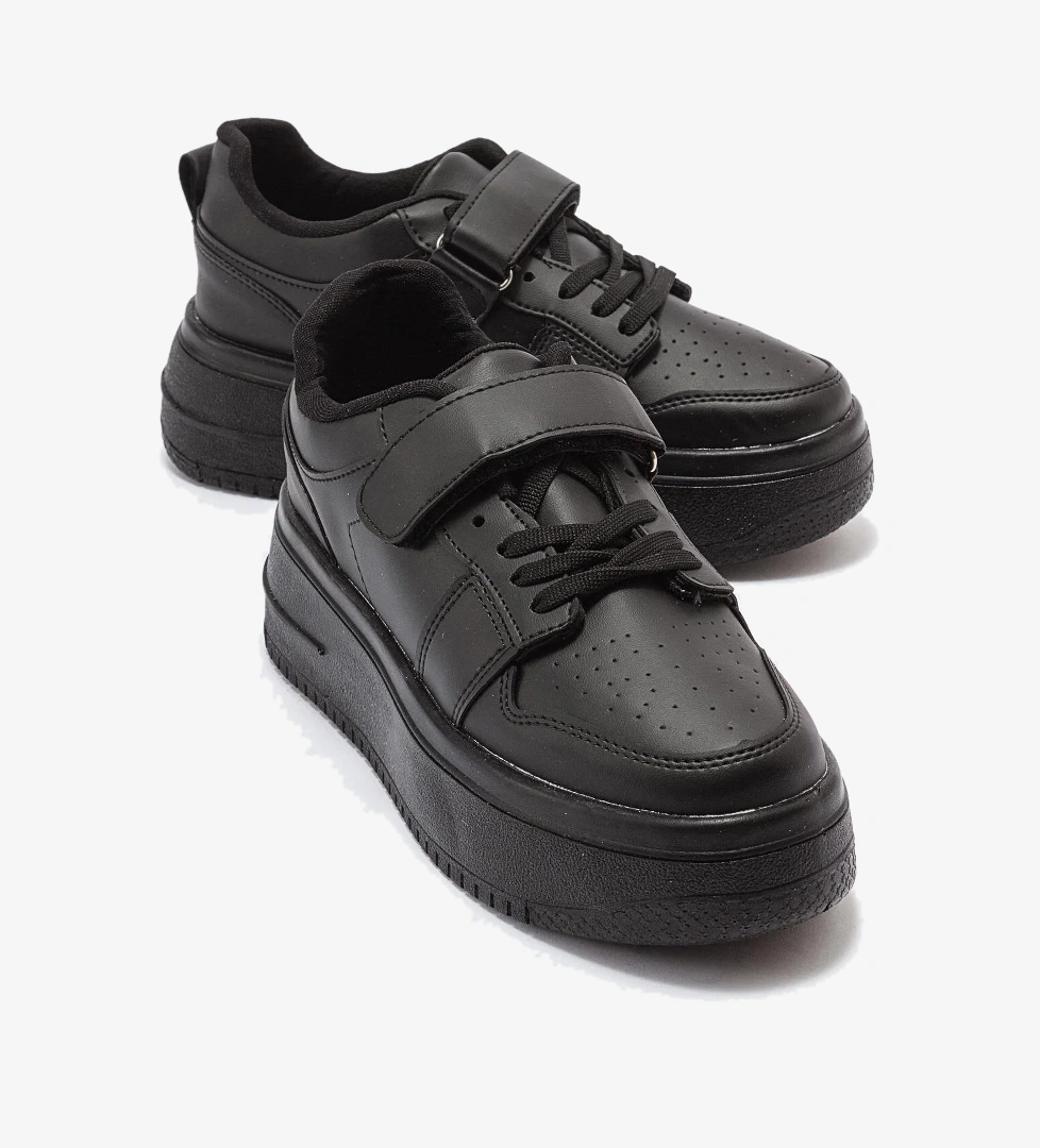 Ccway Cırtlı Bağcıklı Kadın Spor Ayakkabı Bej Si̇yah model görseli