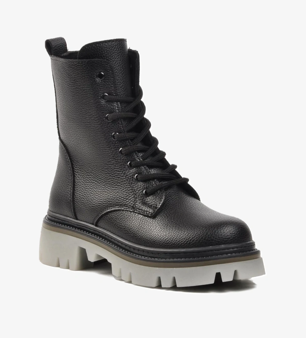 332086 Siyah İçi Polarlı Kadın Postal Bot - Görsel 1