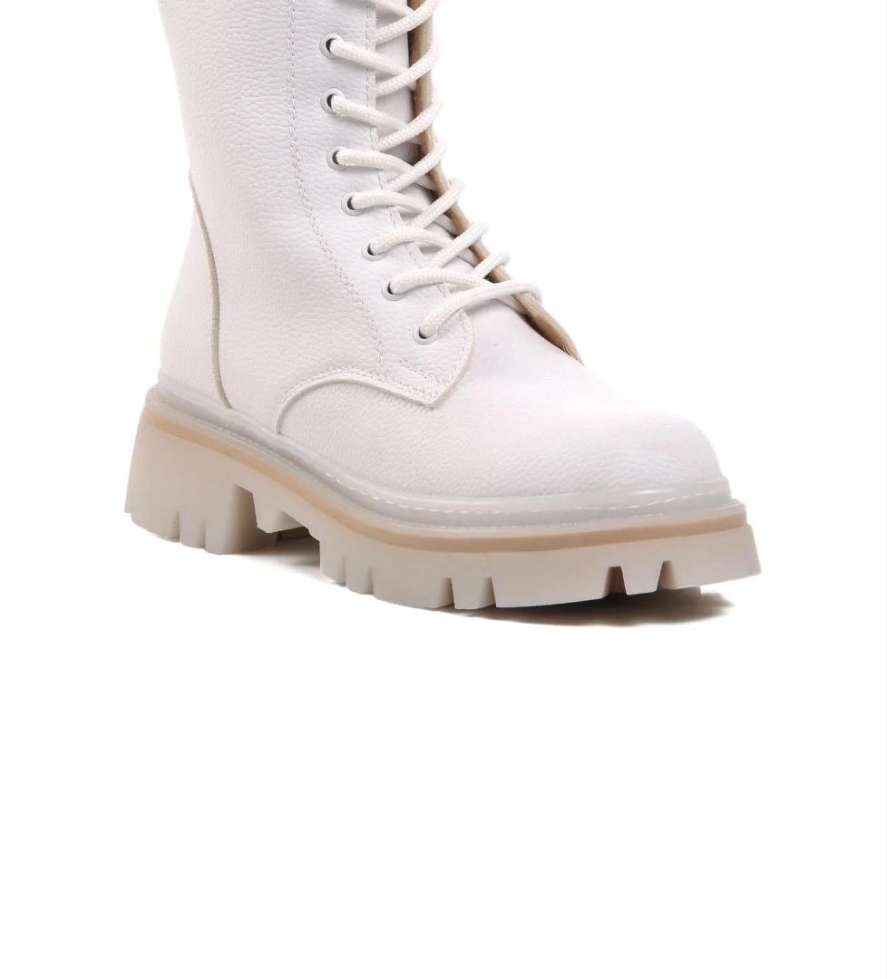 332086 Beyaz İçi Polarlı Kadın Postal Bot