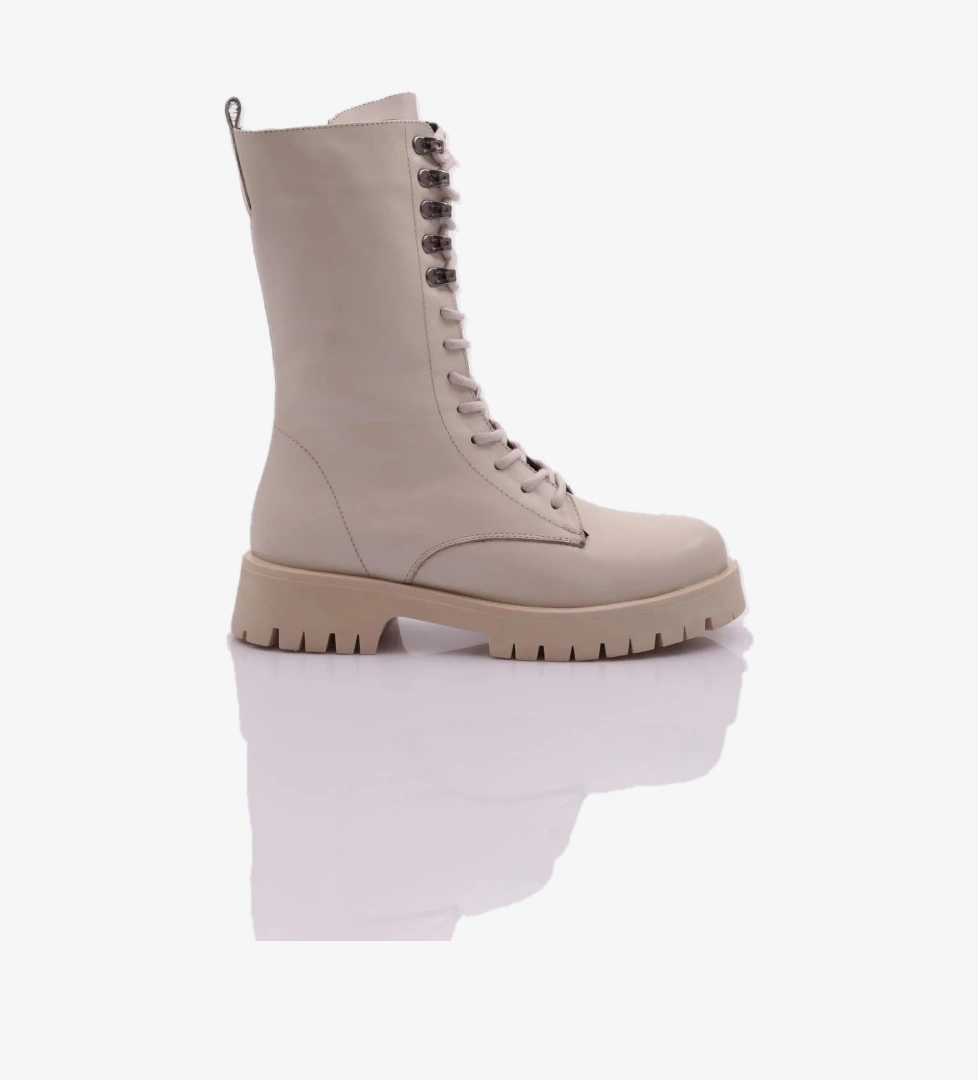 Dgn 21520-22K Kadin Bağcikli Postal Çizme model görseli