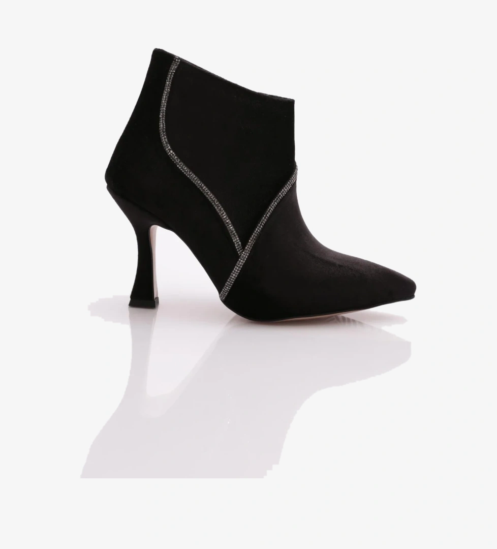 Dgn 210 Kadin Bot model görseli