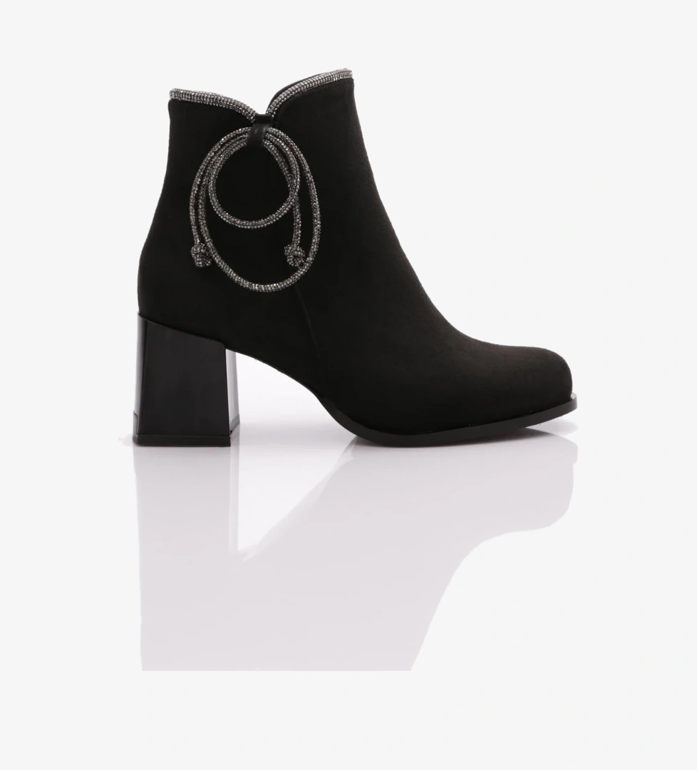 Dgn 748 Kadin Topuklu Bot model görseli