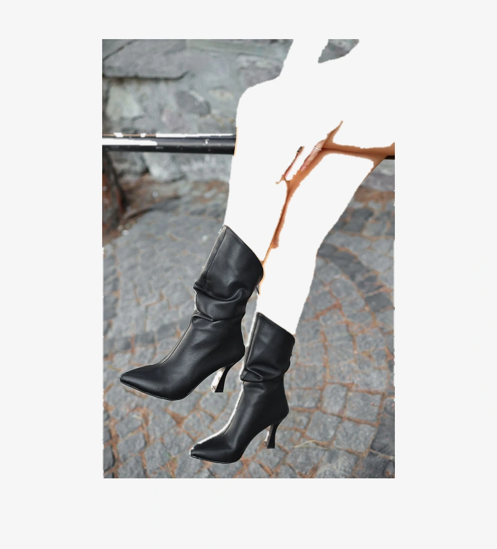 Arkadan Fermuarlı Büzgülü Kadın Çizme