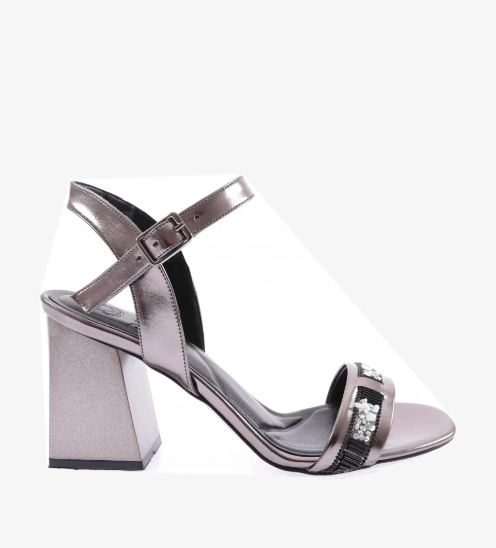 809-23Y Kadin Bantli Taşli Topuklu Sandalet