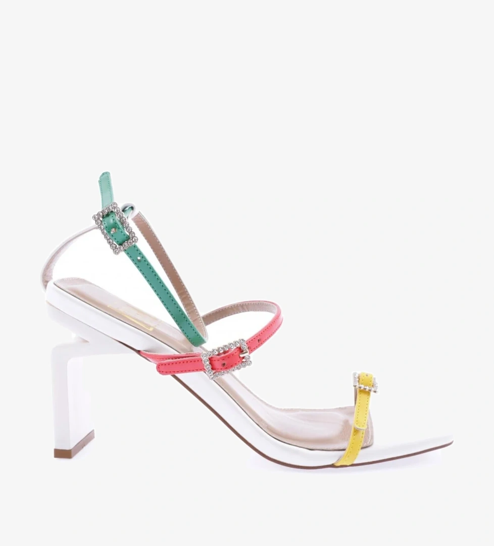 K9004 Kadin Küt Burun Bantli Topuklu Sandalet